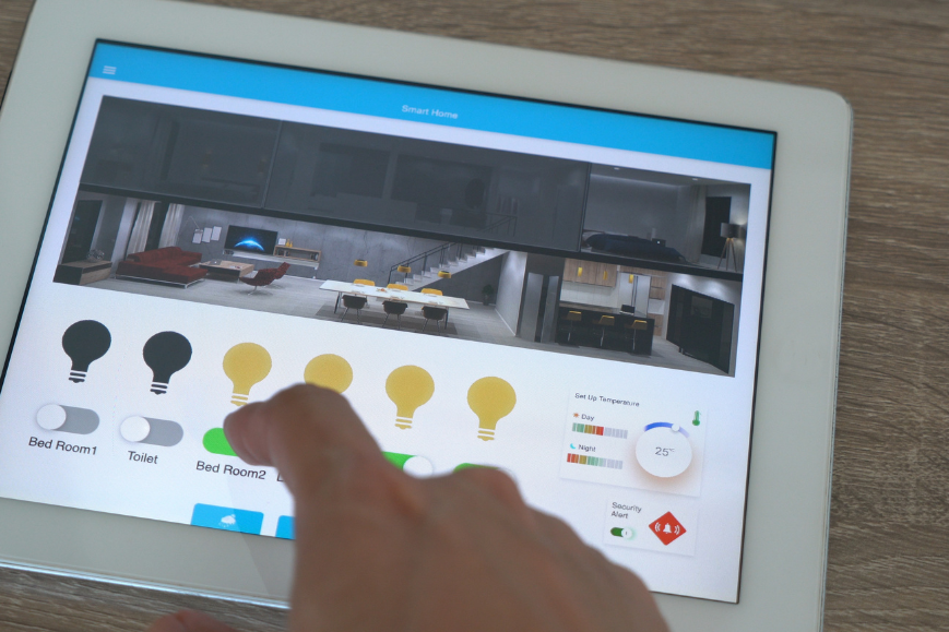 Tablet that control lighting of a smart home